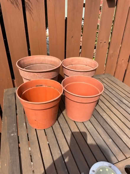 Photo of free Plant pots (Fawdon NE3) #1