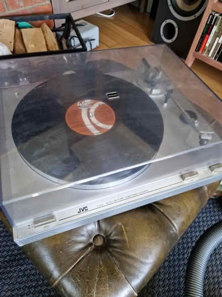 Photo of free vinyl record player (SL9) #1