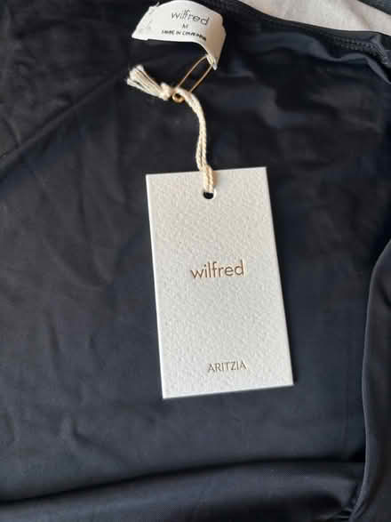 Photo of free NEW Aritzia black sleeveless top S (Rego Park) #2