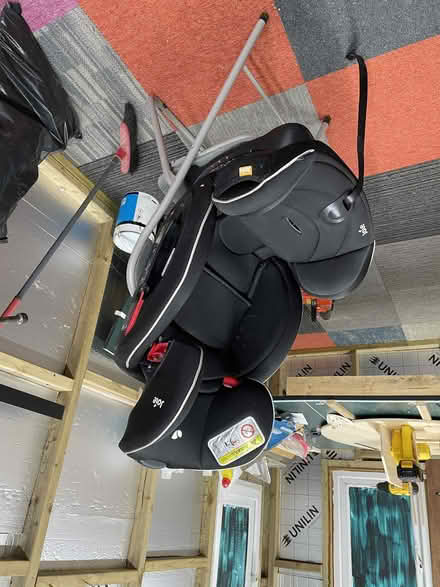 Photo of free Car child seat (Hadfield SK13) #1