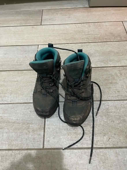 Photo of free Walking boots size 2 (Cotteridge B30) #1