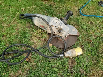 Photo of free Angle grinder (Sunningdale SL5) #3
