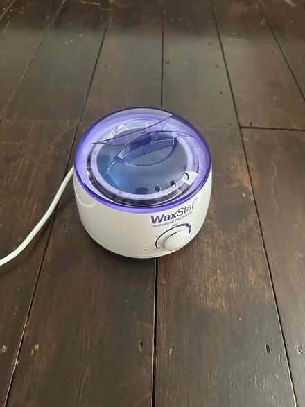 Photo of free Wax warmer (Watford WD24) #1