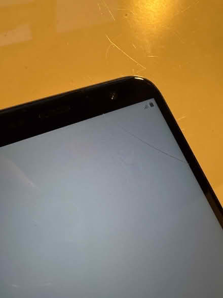 Photo of free Old Samsung Galaxy Phone (Wheathampstead AL4) #3