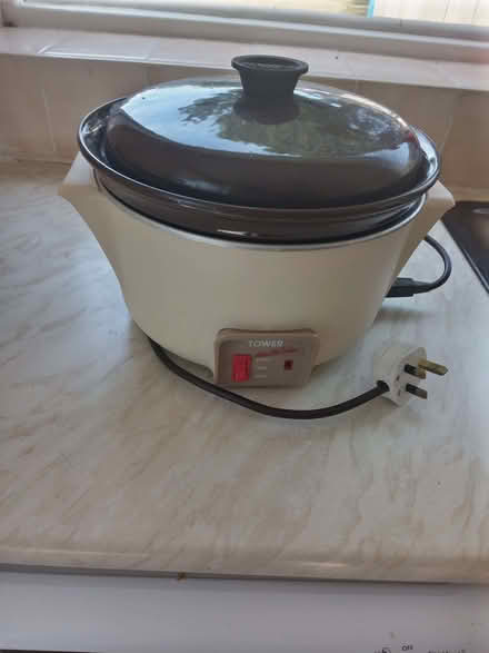 Photo of free Large Slow Cooker Tower Auto (Huyton Quarry L36) #1