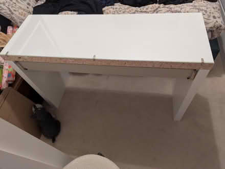 Photo of free White dressing table (Thatcham, West Berkshire) #4