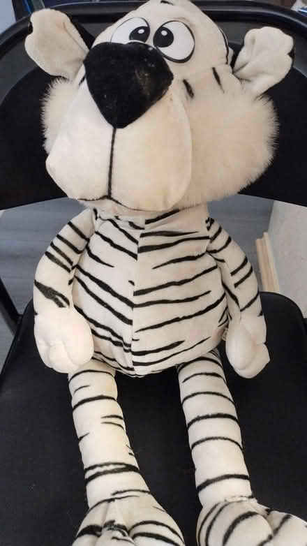 Photo of free white stuffed tiger (Allen) #1