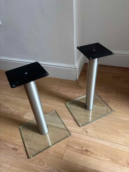 Photo of free Speakers and device (hifi) stands (BS3) #1