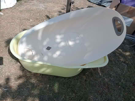 Photo of free Baby baths (Hadleigh SS7) #1