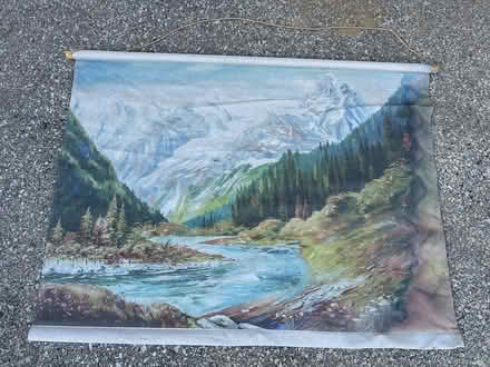 Photo of free Hanging fabric mural (L5L 5P5) #1