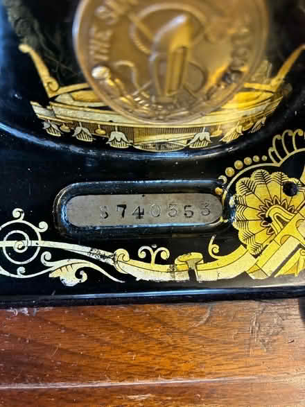 Photo of free Singer sewing machine vintage (Caldy Valley CH3) #4
