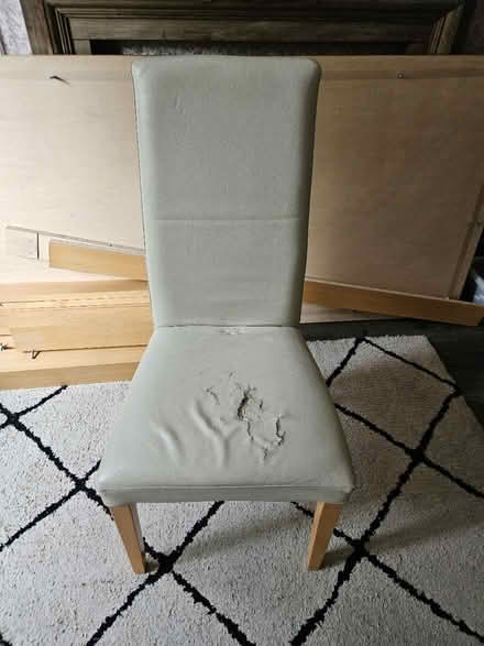 Photo of free Cream leather chair (Hackenthorpe S12) #1