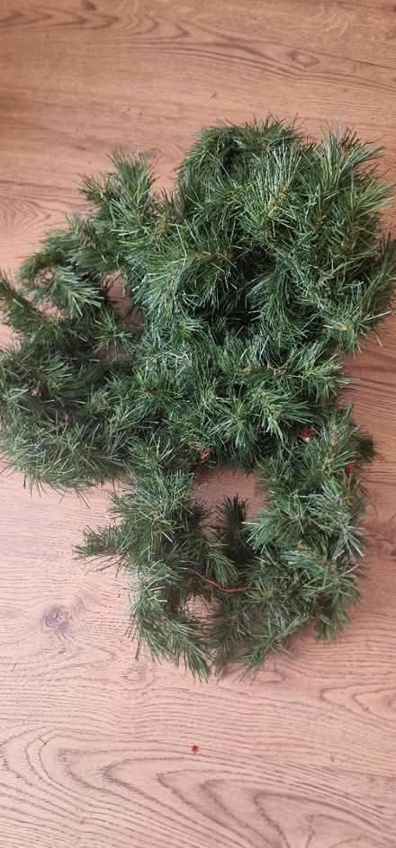 Photo of free Christmas wreath 8ft (Chessington KT9) #1