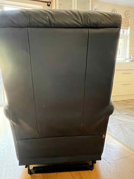 Photo of free Leather chair (Dublin 13) #3