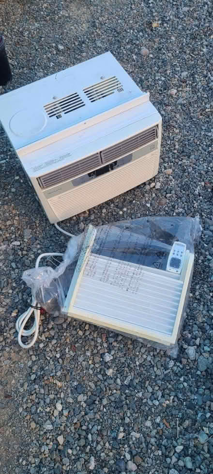 Photo of free Frigidaire 8000 btu AC (South beacon hill) #1