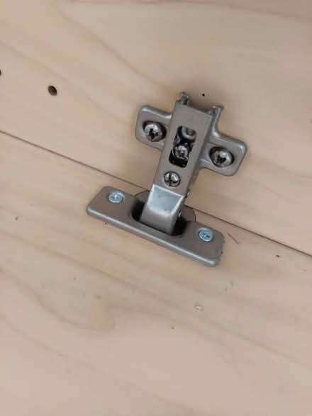 Photo of free 3 x hinges (Maidstone town center ME15) #2