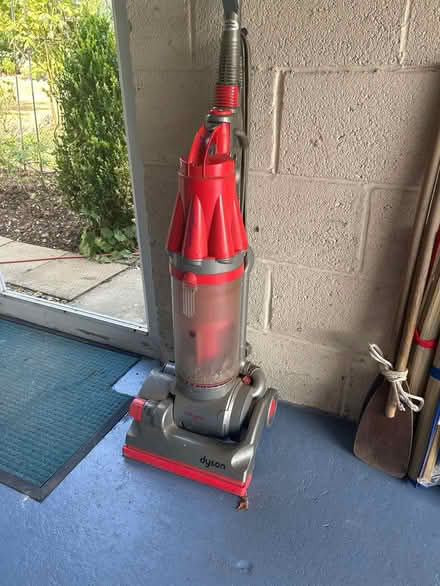 Photo of free Old Dyson vacuum cleaner (Midsomer Norton BA3) #1