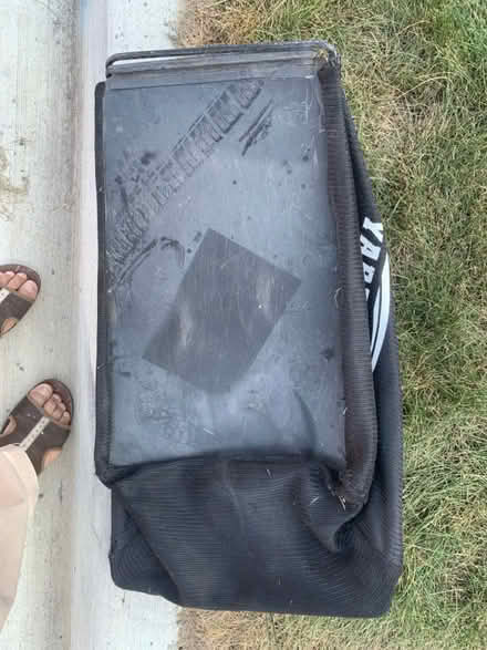 Photo of free Yardworks lawnmower bag (Markham) #1