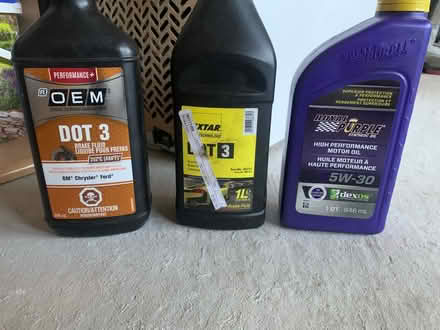 Photo of free Motor oil and brake oil (Markham) #1