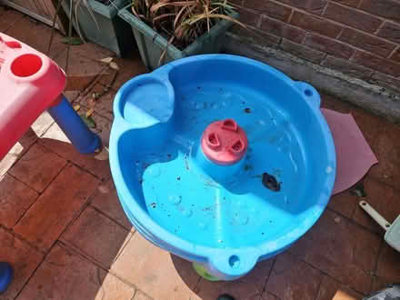 Photo of free Sand and water tables (Frodsham WA6) #4