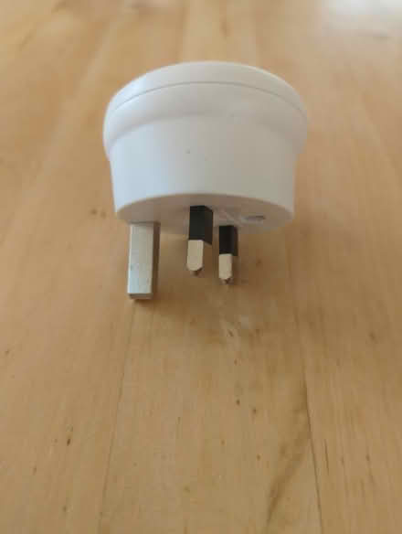 Photo of free America to UK plug adapter (Pennington SO41) #2