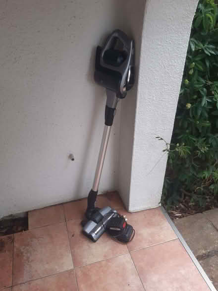 Photo of free Rechargeable Bosch vacuum cleaner - spares or repair (Mannings Heath RH13) #1