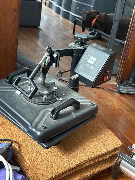 Photo of free Heat press (Brooklyn) #1