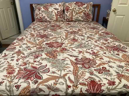 Photo of free Duvet, duvet cover, pillow shams (Upper West Side) #1