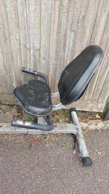 Photo of free Carl Lewis recumbent exercise bike. (Turnford EN8) #2