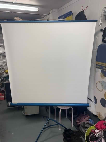 Photo of free Projector screen (Ipswich IP2) #2