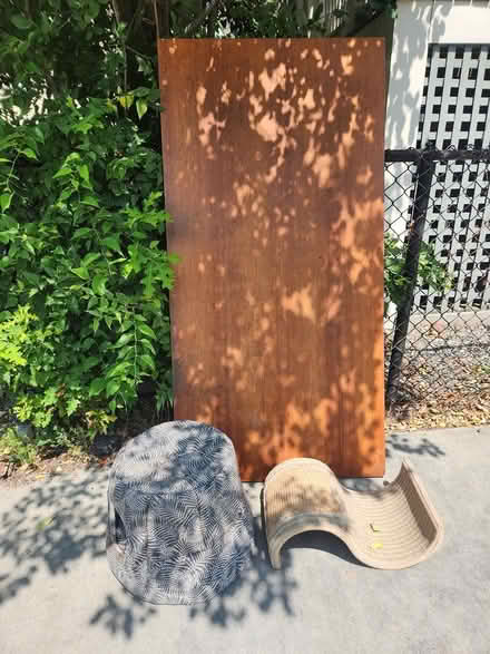 Photo of free desktop and cat stuff (riverside) #1
