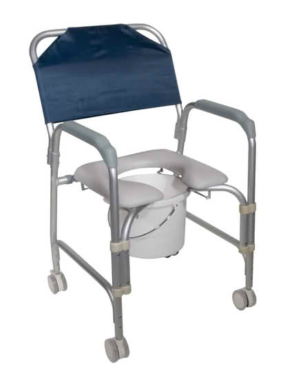 Photo of Commode with wheels (L5L 5P5) #1