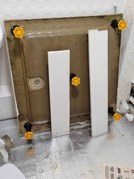Photo of free Corner shower walls, doors and tray (Coleridge Ward CB1) #2