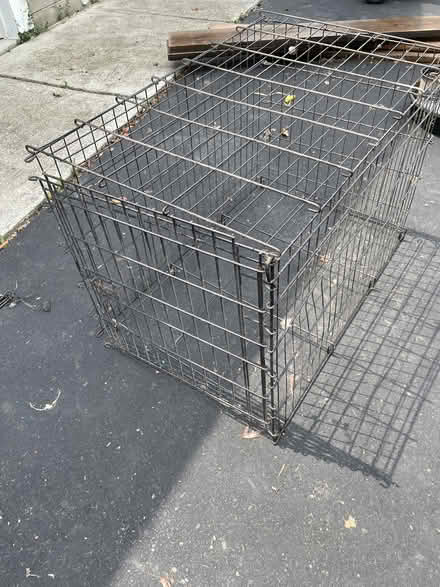 Photo of free Dog Crate (Westerville) #1