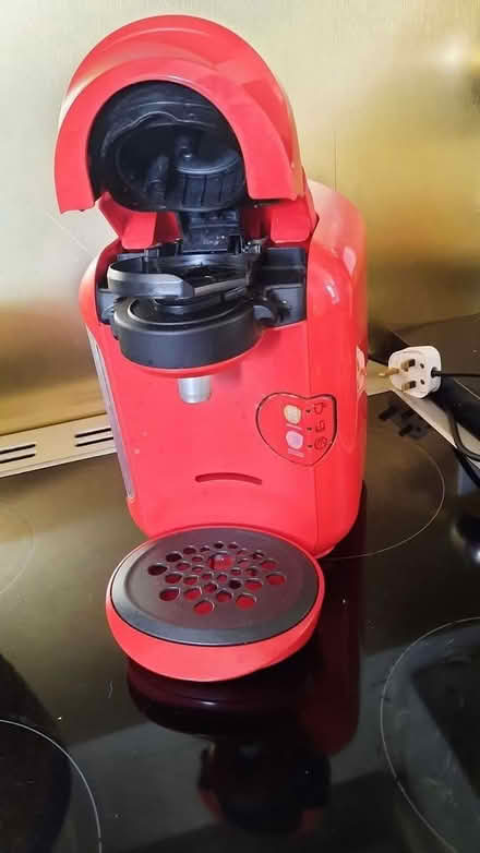 Photo of free Tassimo coffee machine (PE16) #1