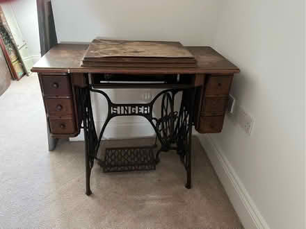 Photo of free Antique Singer sewing machine (Abraham Heights LA1) #2