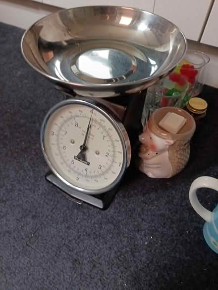 Photo of free Kitchen Scales (lemington NE15) #1