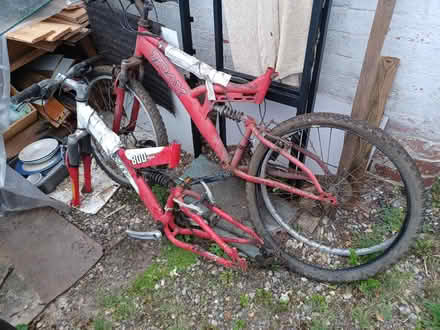 Photo of free Scrap Bike frames (Speedwell BS5) #1