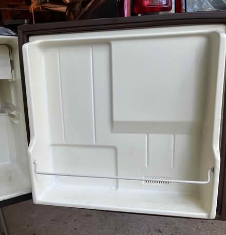 Photo of free old but functioning mini fridge (holmes (patterson/pawling)) #3