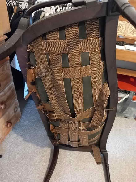 Photo of free Victorian settee (Fareham PO14) #3