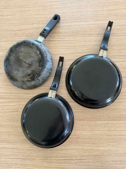 Photo of free Pressure cooker and sauté pan (Valencia Avenue, Sunnyvale) #2