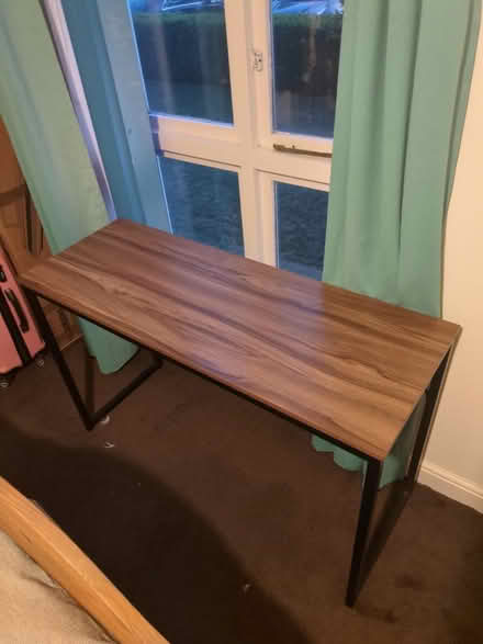 Photo of free Desk (Isle of Dogs E14) #1