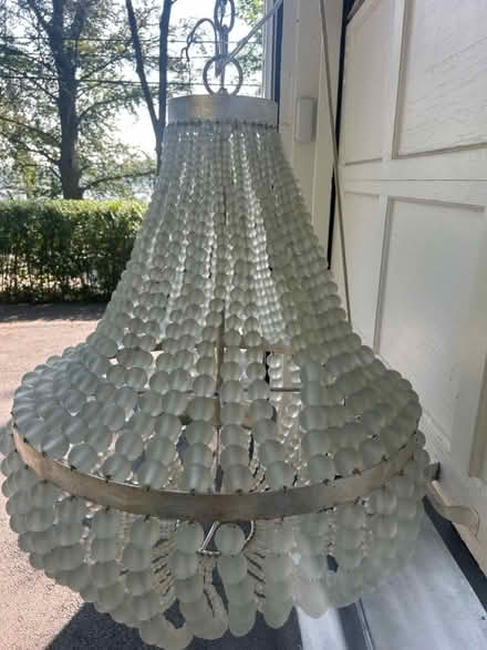 Photo of free McMansion chandelier (Huntington/Halesite) #1