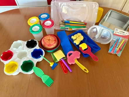 Photo of free Paint pots and brushes for children (LU2) #1
