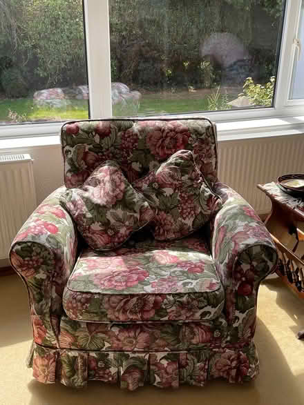 Photo of free Beautiful 2 piece suite (Nottingham NG16) #2