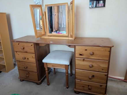 Photo of free Dressing Table, Stool and Mirrors (Starling BL8) #3