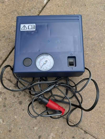 Photo of free Car tyre pump (Bishop's Cleeve) #1