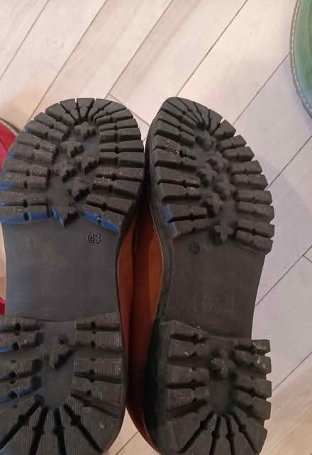 Photo of free Barely Used Shoes 👞! Size 43 (Bed-stuy) #4