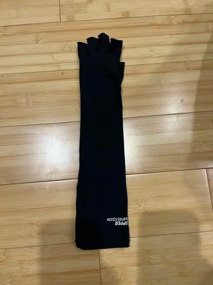 Photo of free Compression Glove (Fair Lawn, NJ) #2