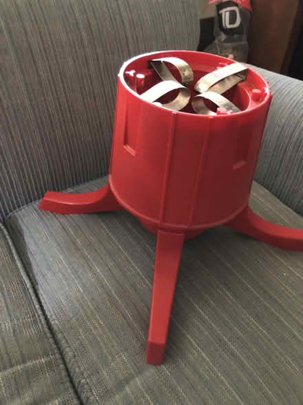 Photo of free Christmas tree stand (Mimico) #1